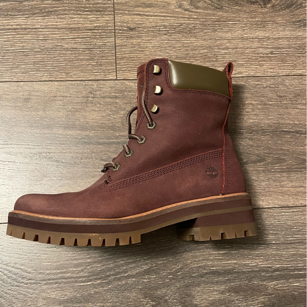 Timberland Courmayeur Valley 6" Boot Burgundy Size 8.5